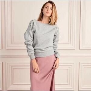 Stella & Dot Pearl Embellishments Sweatshirt Gray Round Neck Long Sleeve Size 2X